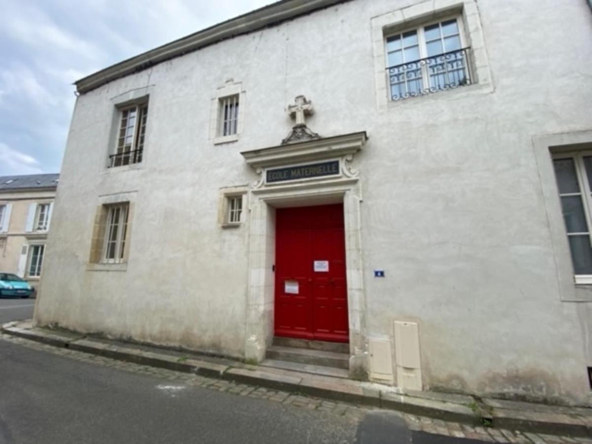 Ecole 103 Apartment La Fleche Exterior photo